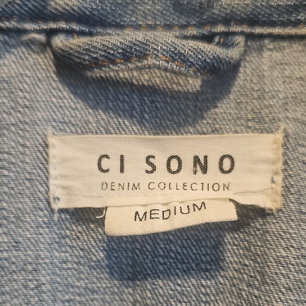 Ci Sono Distressed Denim Jacket With Hand Pockets - Picture 2 of 5